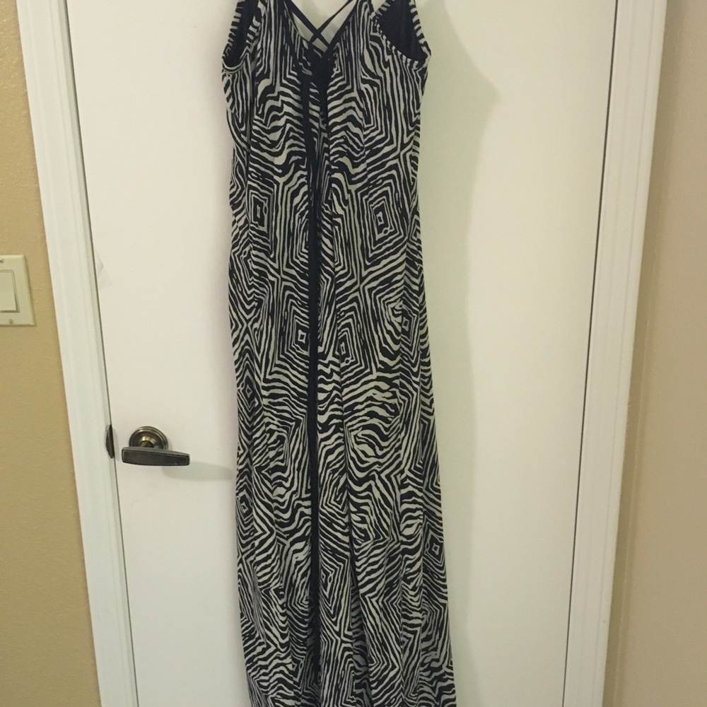 Black and White Geometric Maxi Dress